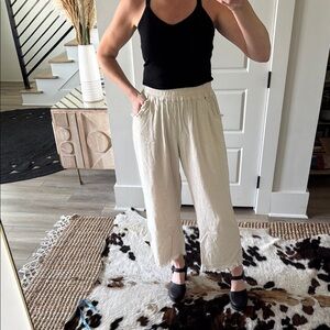 Umgee Women's Cream Wide-Leg Cropped Pants Distressed Edges Size Small